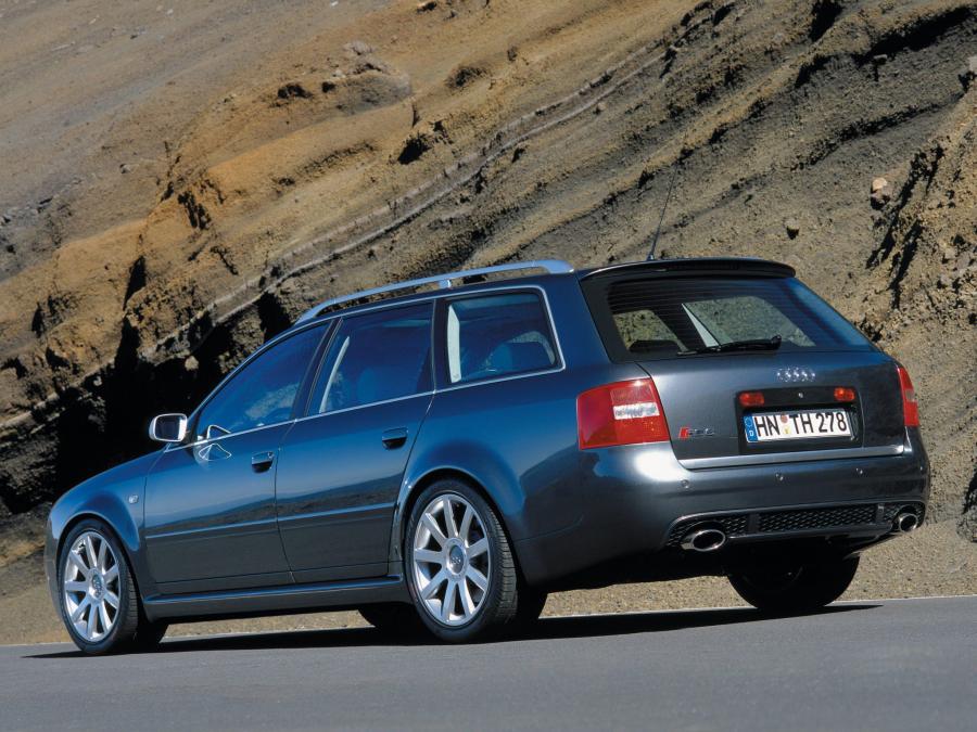  Audi RS6 Avant (4B, C5) 2002 года  (фото 16 из 19)
